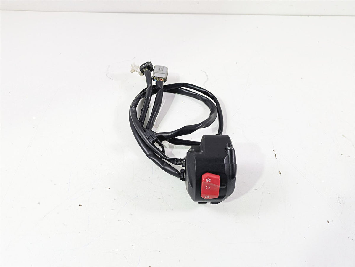 2020 Suzuki V-Strom 1050 XT Right Hand Start Stop Control Switch 57100-06L00 {{ shop.shopifyCountryName }} - Mototech271