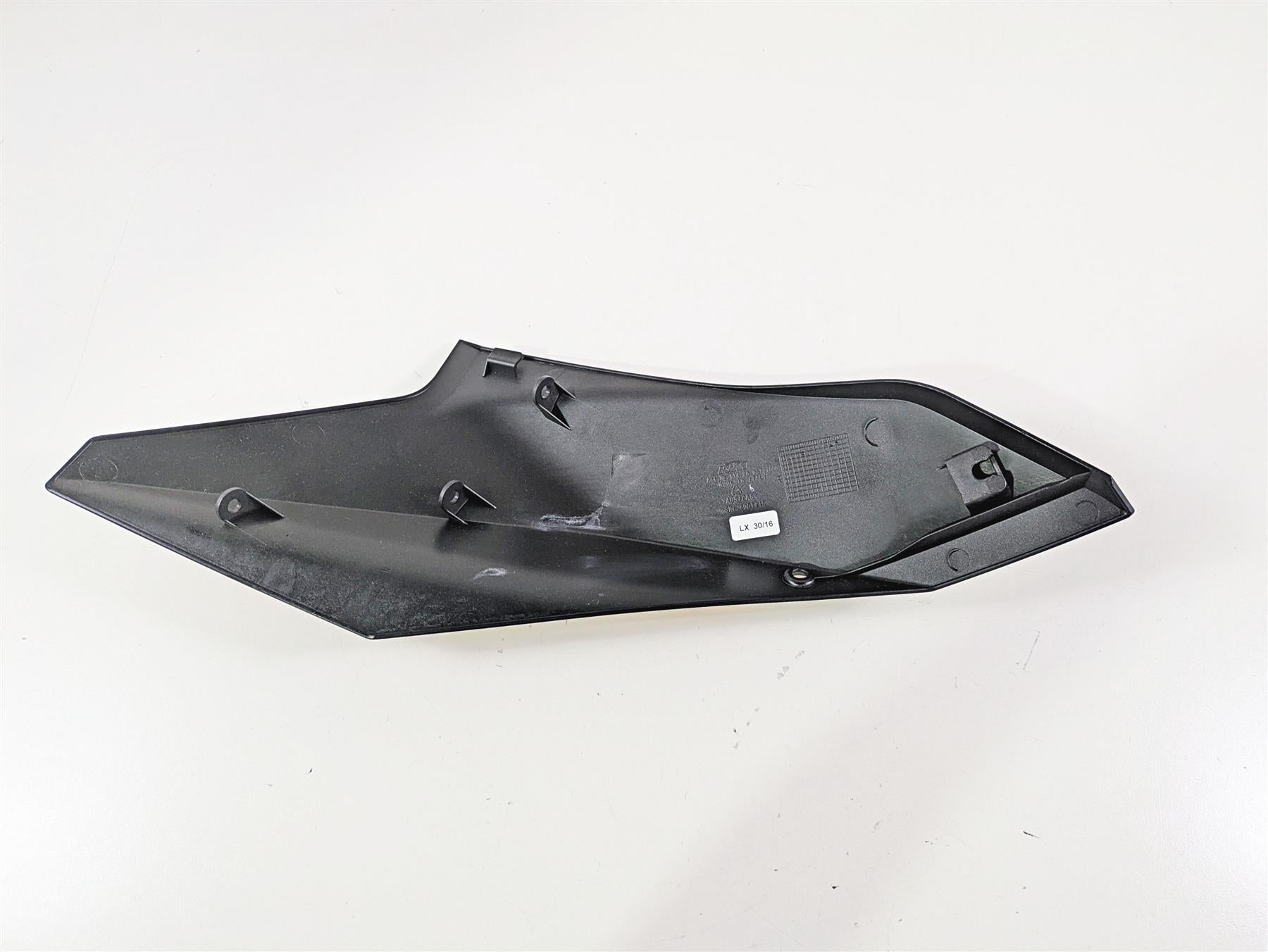 2017 KTM 1290 Super Duke GT Right Tank Fairing Cover 61408051100CAA {{ shop.shopifyCountryName }} - Mototech271