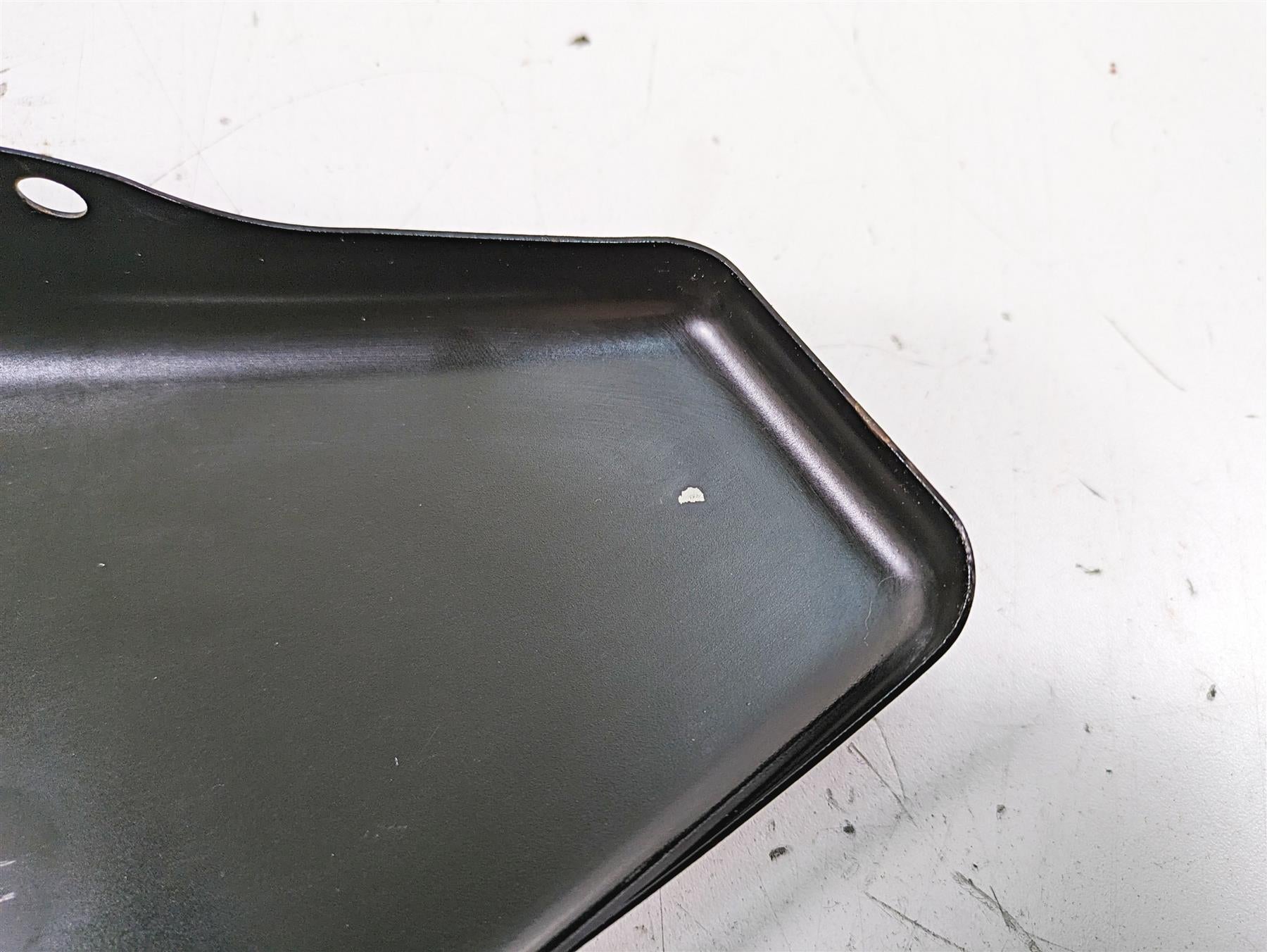 2019 Harley XL883N Sportster Iron Right Side Oil Tank Cover - Read 57200092BYM {{ shop.shopifyCountryName }} - Mototech271