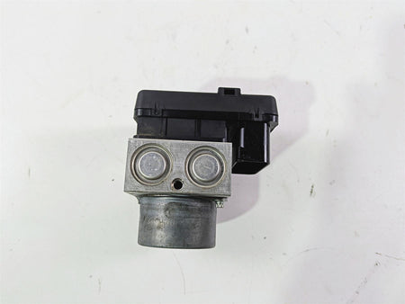 2016 Harley FXDWG Dyna Wide Glide Abs Brake Pump Module 48341-12 48340-12 {{ shop.shopifyCountryName }} - Mototech271