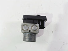 Load image into Gallery viewer, 2016 Harley FXDWG Dyna Wide Glide Abs Brake Pump Module 48341-12 48340-12
