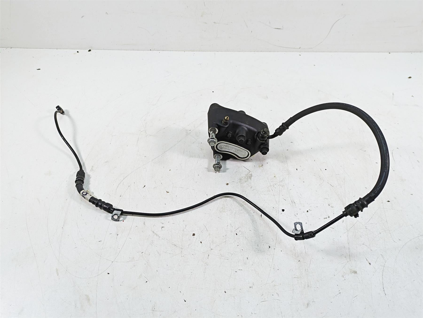 2006 Harley FLSTI Softail Heritage Front Brake Caliper + Line 44046-00D {{ shop.shopifyCountryName }} - Mototech271
