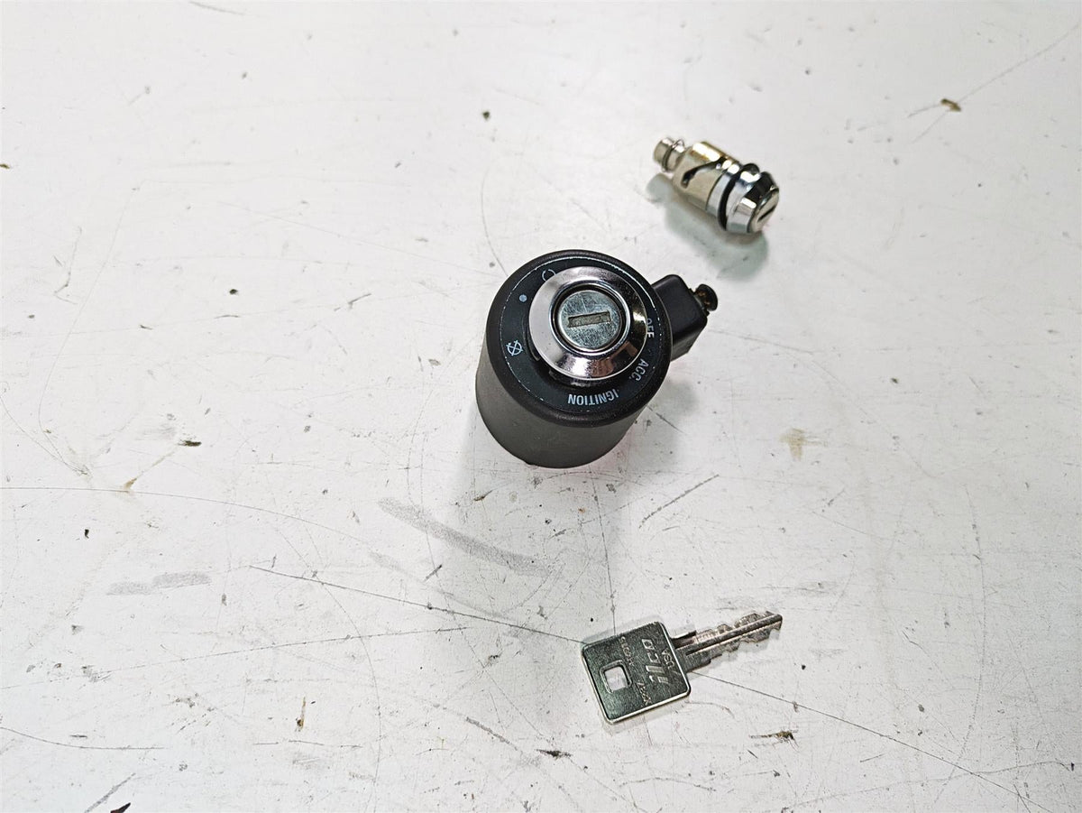 2019 Harley XL883N Sportster Iron Ignition Switch Steering Lock Set 71400083 {{ shop.shopifyCountryName }} - Mototech271