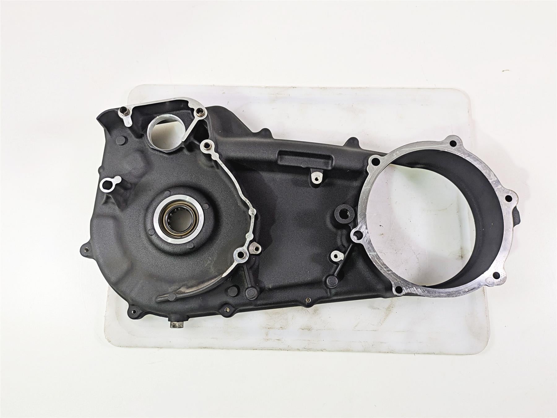 2017 Harley Softail Heritage Classic FLSTC Inner Primary Clutch Cover 60681-06C {{ shop.shopifyCountryName }} - Mototech271