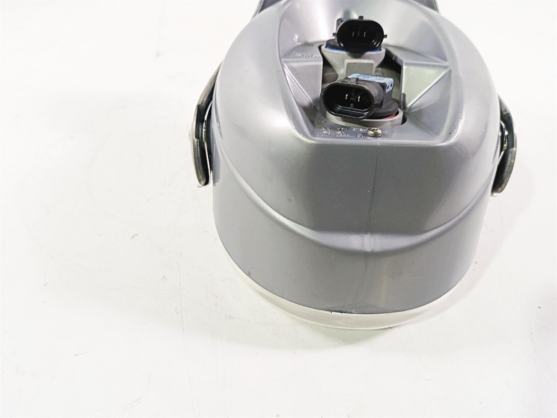 2006 Harley VRSCR Street V-Rod Headlight Head Light Lamp & Mount 68880-01 {{ shop.shopifyCountryName }} - Mototech271