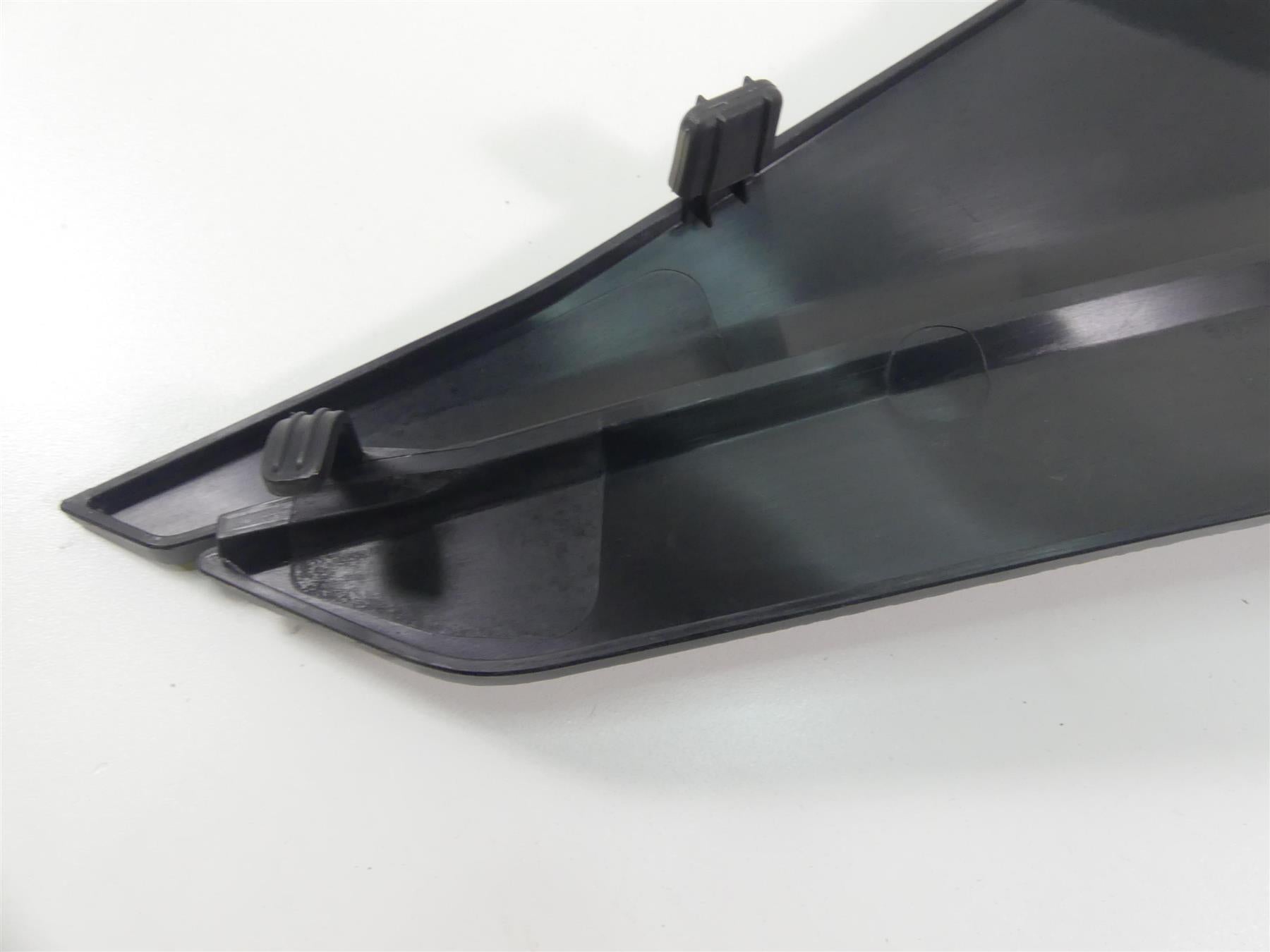 2021 Aprilia Tuono 660 RS660 Under Seat Infill Cover Fairings 2B006645 2B006646 {{ shop.shopifyCountryName }} - Mototech271