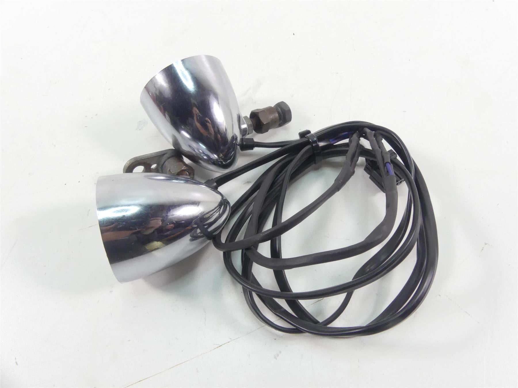 2003 Harley Sportster XL1200 C 100th Anniv Front Turn Signal Set - Read 68972-00 {{ shop.shopifyCountryName }} - Mototech271