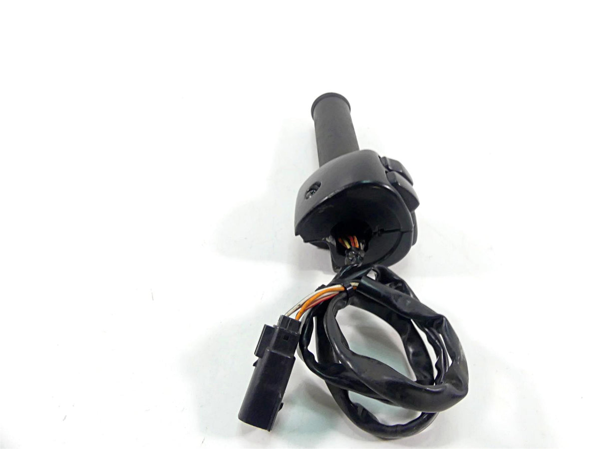2009 Harley XR1200 Sportster Right Hand Start Stop Control Switch 71684-06A {{ shop.shopifyCountryName }} - Mototech271