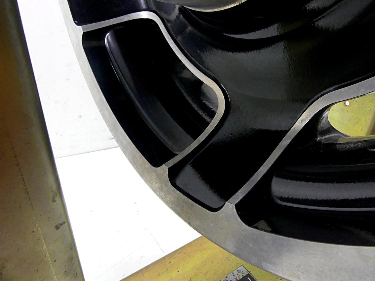 2011 Harley Touring FLTRX Road Glide 16x5 Rear Wheel Rim - Read 40900194 {{ shop.shopifyCountryName }} - Mototech271
