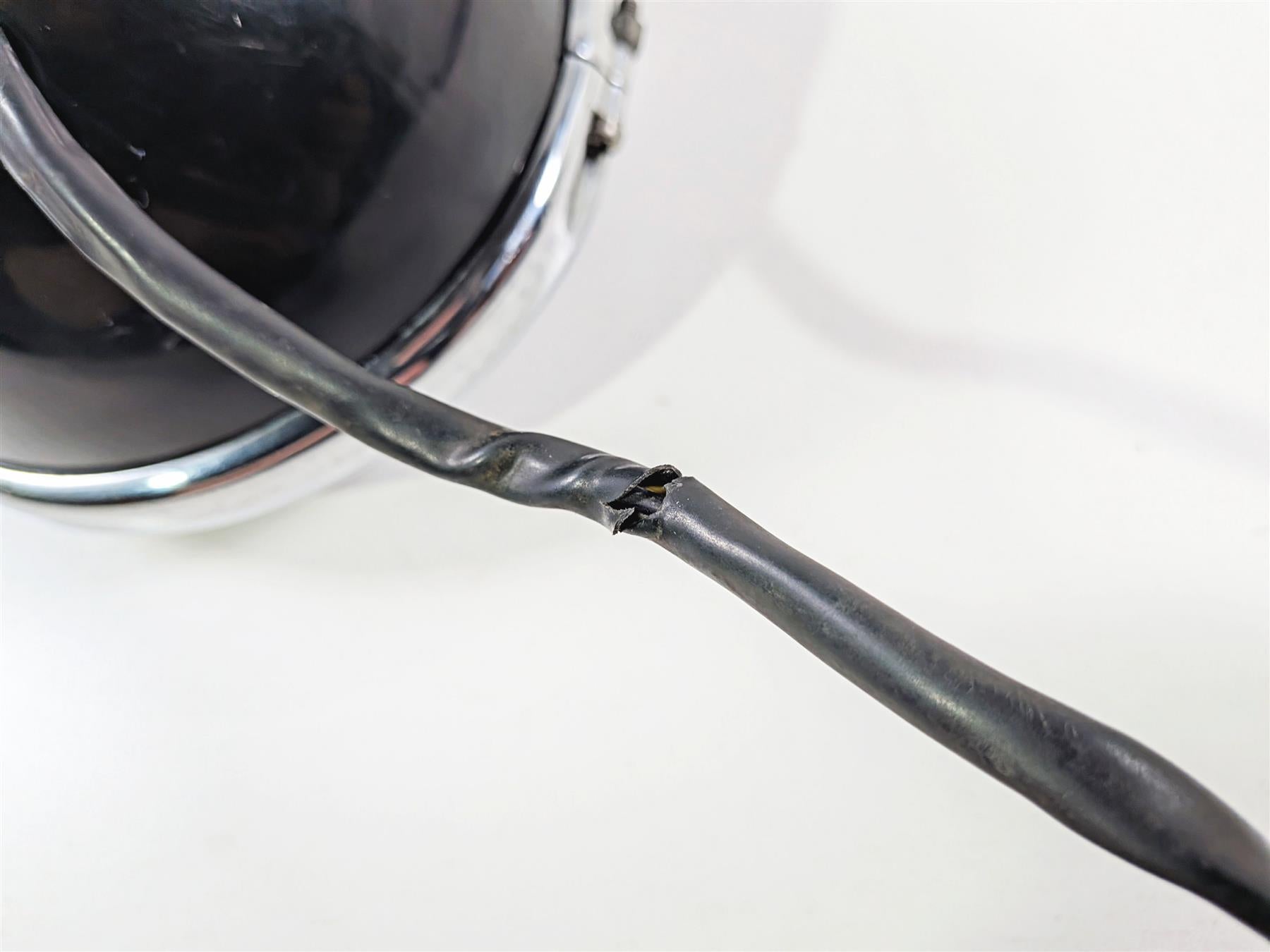 2014 Harley FXDL Dyna Low Rider Head Light Lamp Headlight & Mount 69774-07A {{ shop.shopifyCountryName }} - Mototech271
