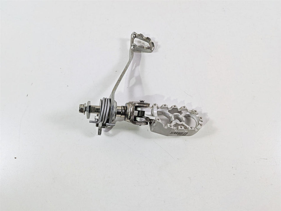 2015 Ducati Scrambler Urban Enduro Right Footpeg + Mount Brake Pedal 45720951AA