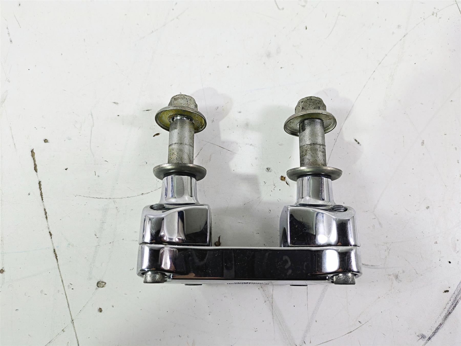 1992 Harley FLSTC Softail Heritage Handlebar Holder Riser Set 56567-86B {{ shop.shopifyCountryName }} - Mototech271