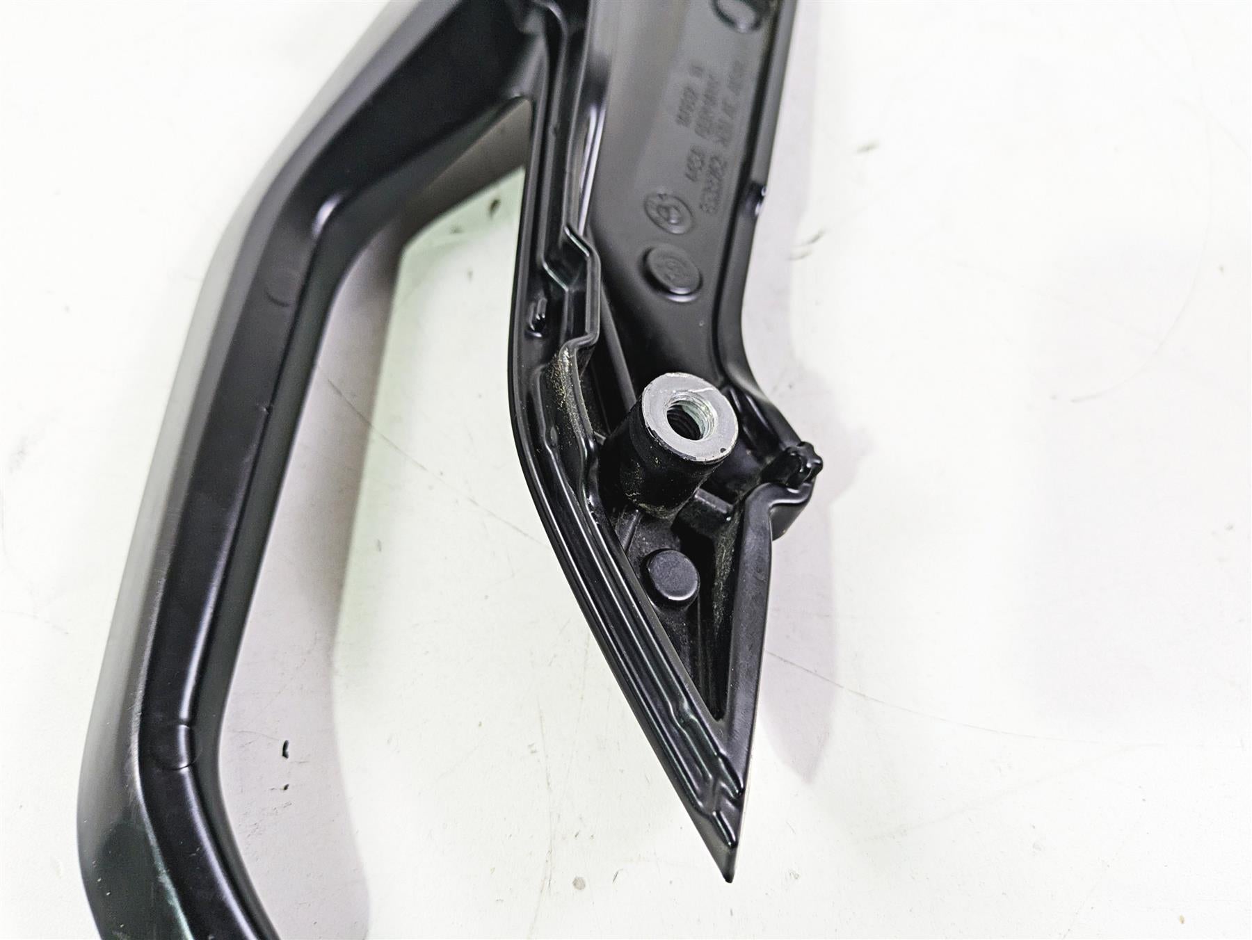 2016 BMW R1200RS K54 Right Rear Passenger Grab Handle Set 46548533762 {{ shop.shopifyCountryName }} - Mototech271