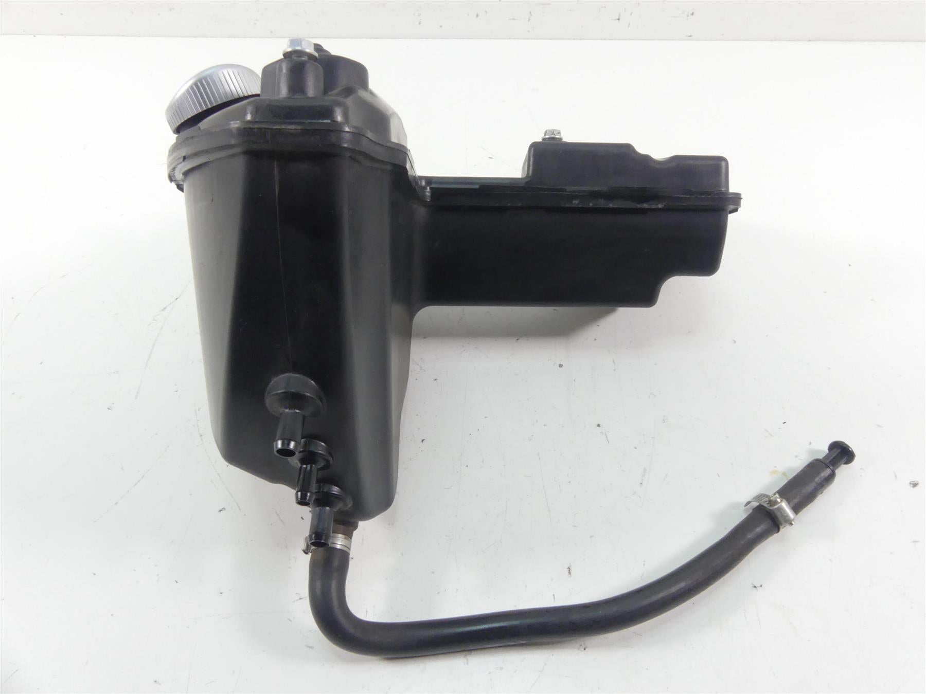 2020 Harley Sportster XL1200 NS Iron Oil Tank Reservoir & Dip Stick 62500017 {{ shop.shopifyCountryName }} - Mototech271