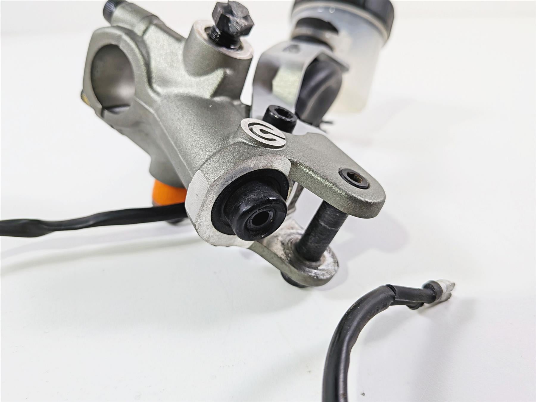 2019 Ducati 959 Panigale Radial Front Brake Master Cylinder - Read 62440862A {{ shop.shopifyCountryName }} - Mototech271