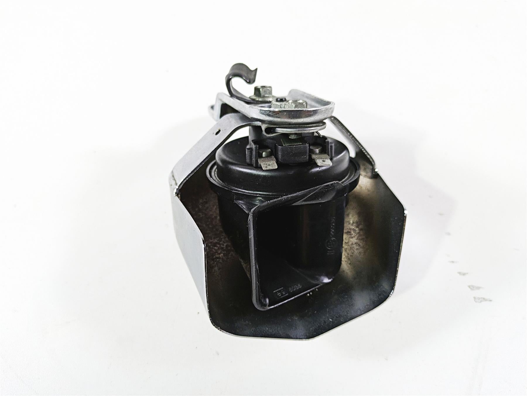 2008 Harley FLSTC Softail Heritage Horn + Chrome Cover 61300478A 69060-90H {{ shop.shopifyCountryName }} - Mototech271