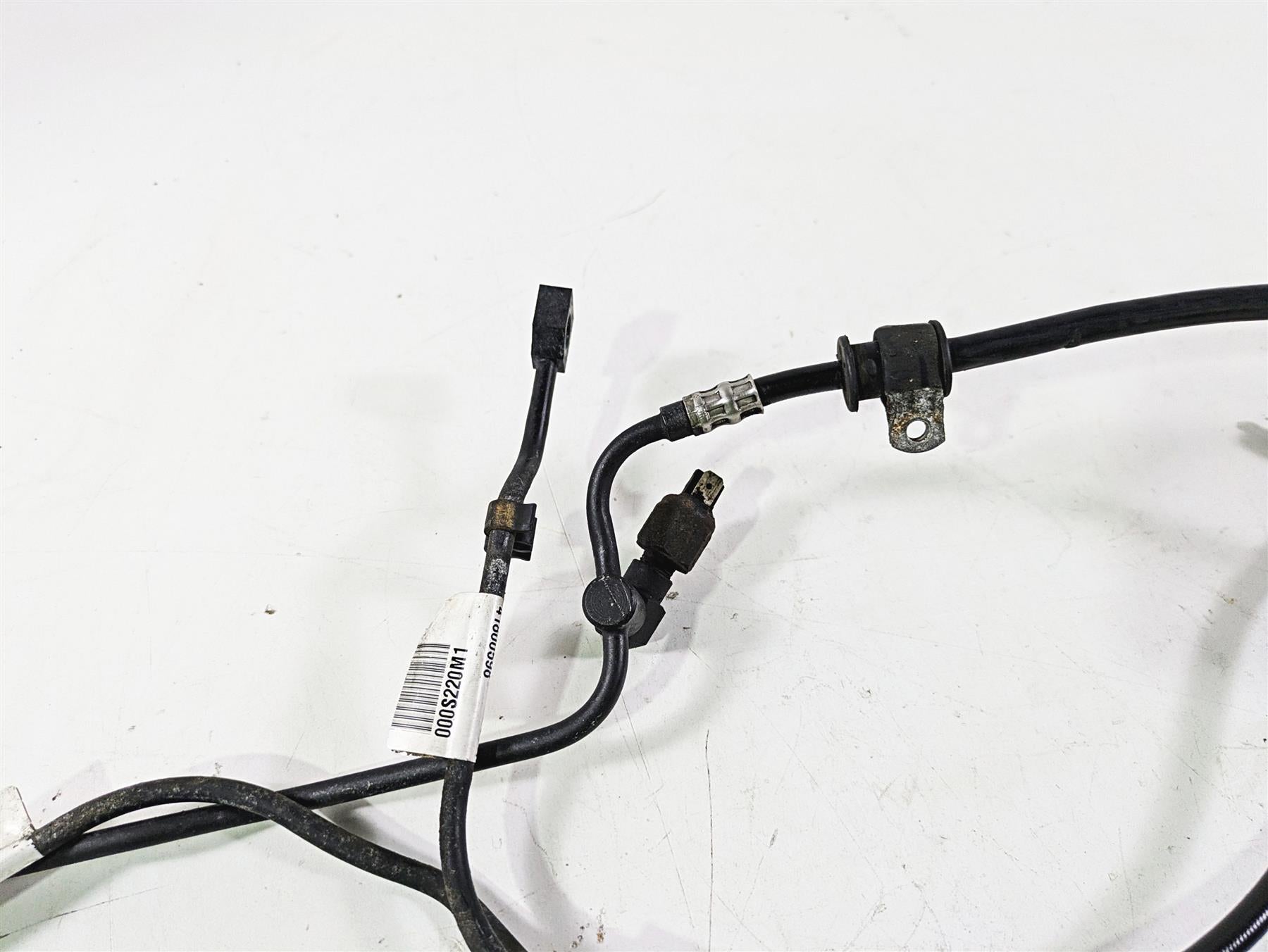 2018 Harley Softail FXFBS Fat Bob Rear Abs Brake Line Set 41800598 41800599 {{ shop.shopifyCountryName }} - Mototech271