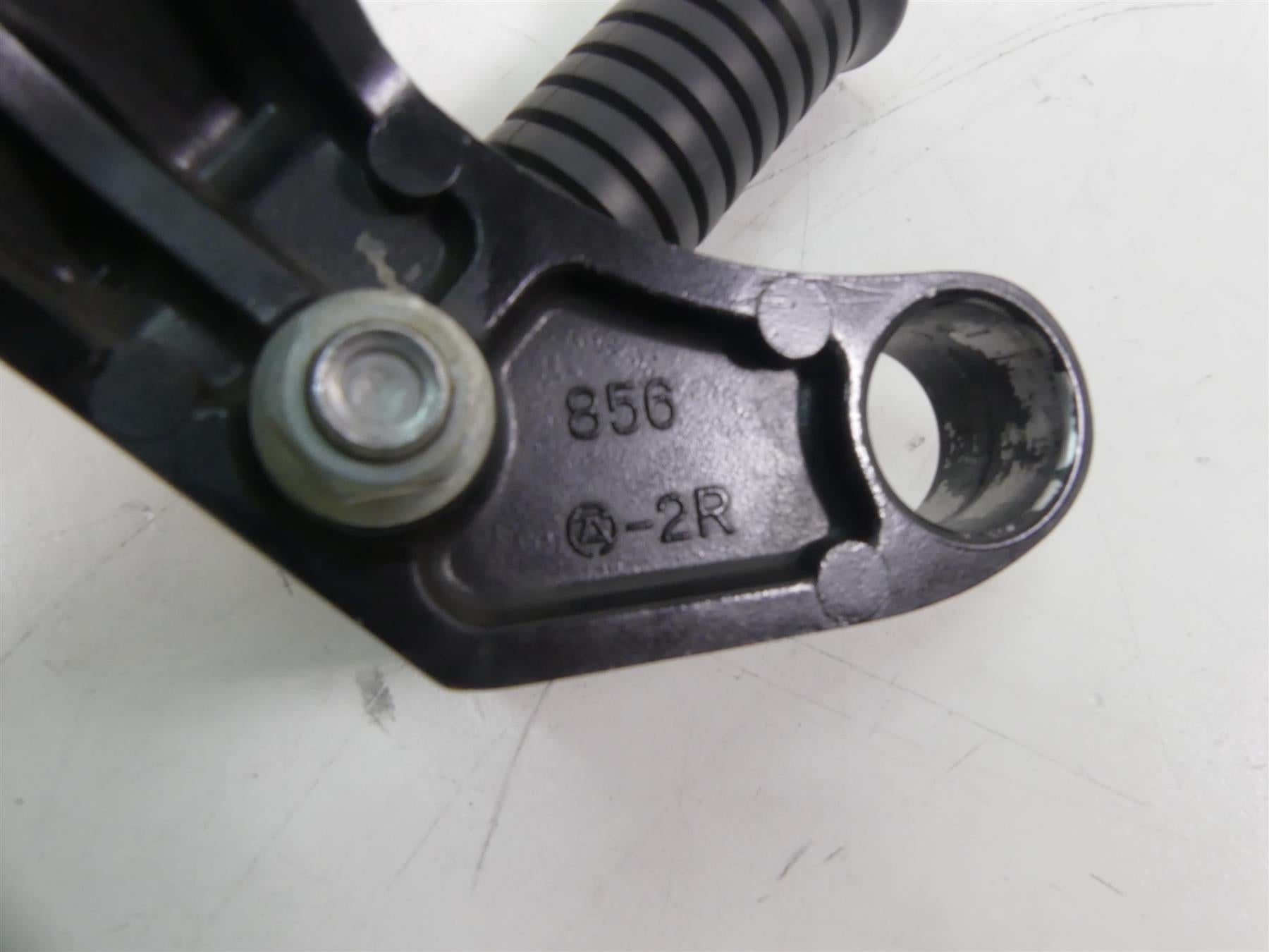 2004 Kawasaki VN1600 Meanstreak Rear Passenger Foot Peg Footpeg Set 35011-1922 {{ shop.shopifyCountryName }} - Mototech271