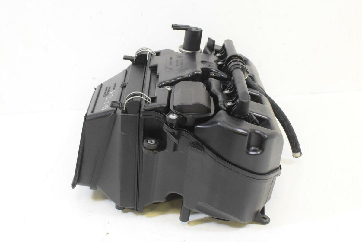 2013 BMW S1000 RR K46 Air Cleaner Breather Filter Injector Set 13718526559 {{ shop.shopifyCountryName }} - Mototech271