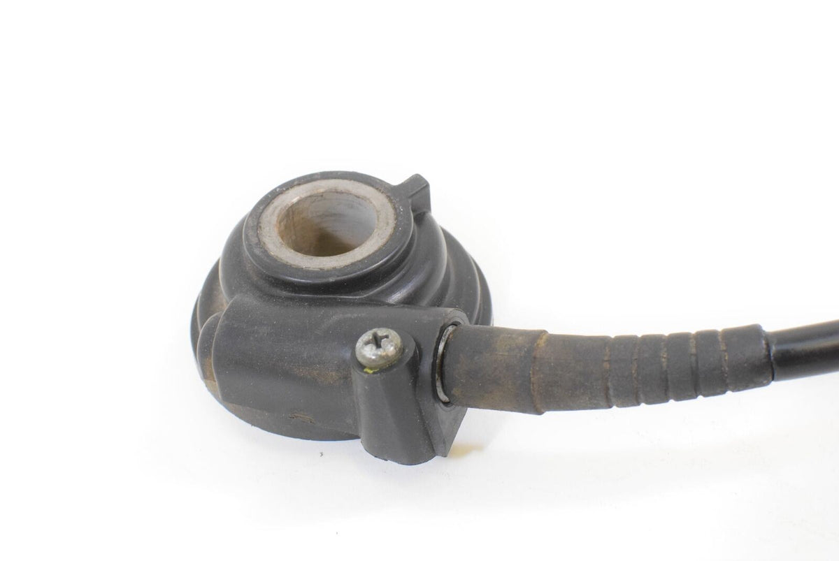 1998 Suzuki GSXR1100 GSXR 1100 Speedometer Gear Hub Cable 54600-17C01 {{ shop.shopifyCountryName }} - Mototech271