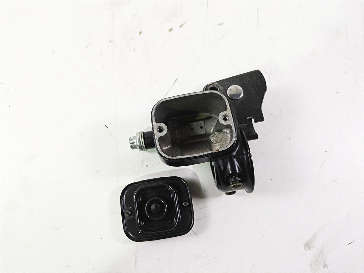 2002 Harley Dyna FXDL Low Rider Front Brake Master Cylinder 9/16" 45019-96F {{ shop.shopifyCountryName }} - Mototech271