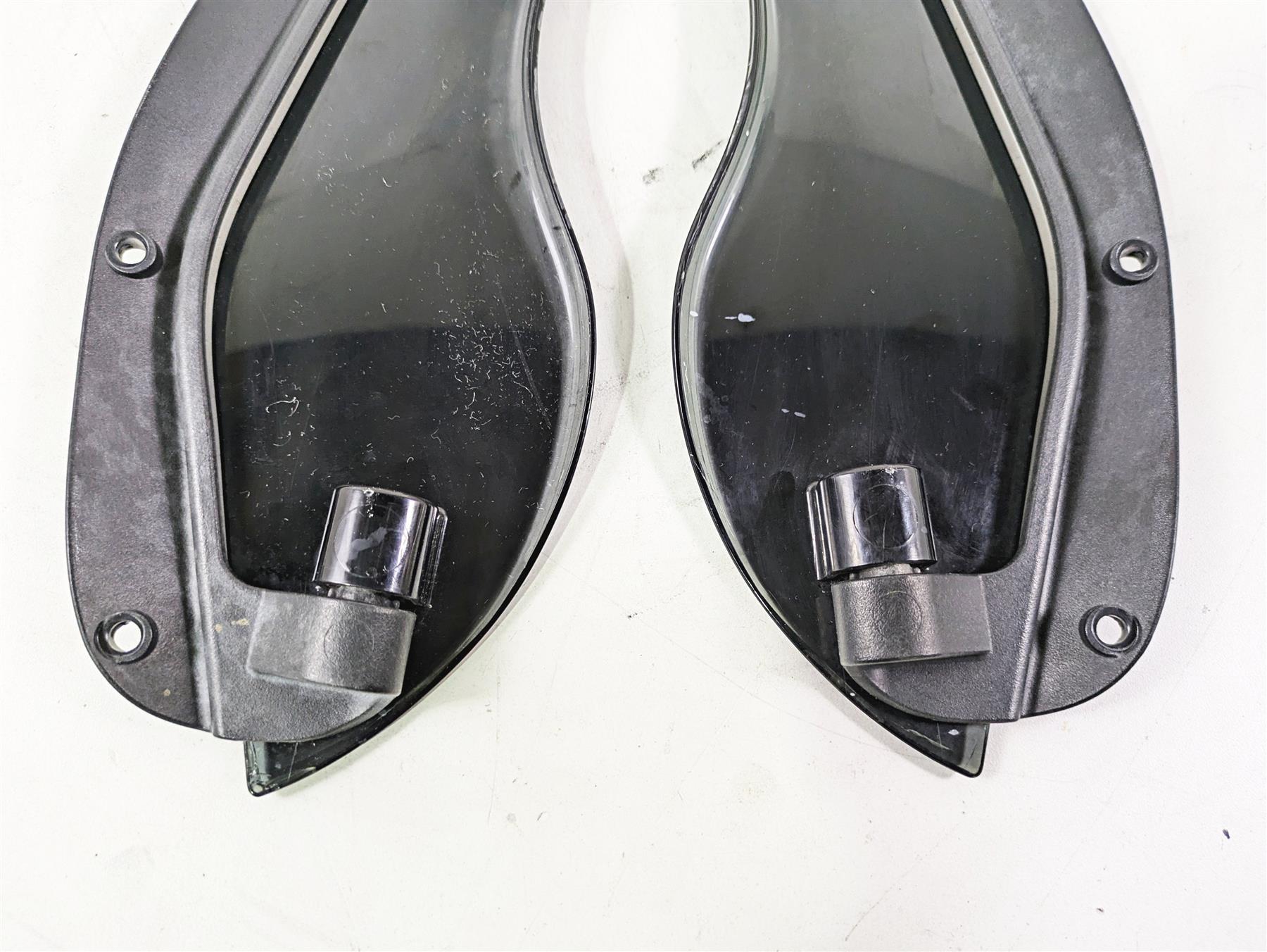 2011 Harley Touring FLHTCUSE CVO E-Glide Front Lower Wind Deflector Set {{ shop.shopifyCountryName }} - Mototech271