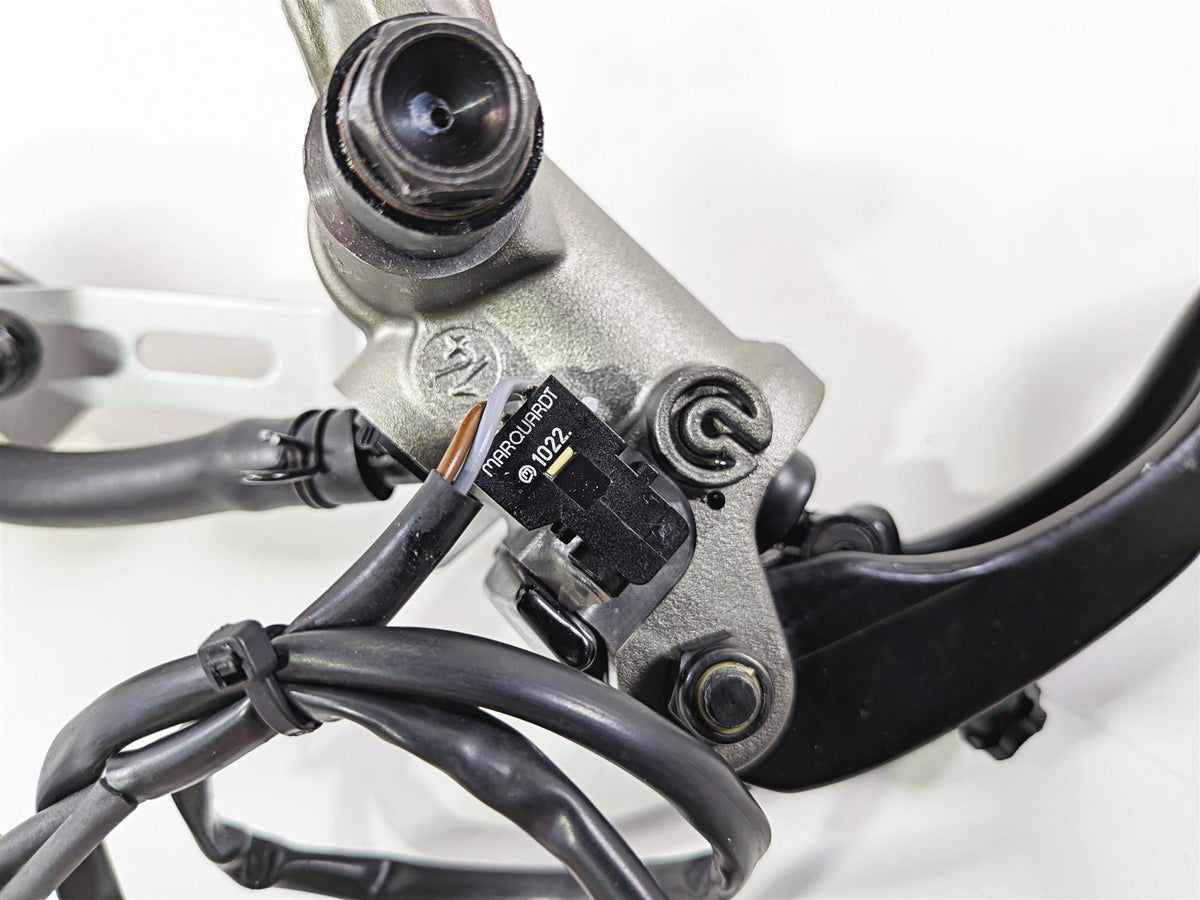 2017 Ducati Panigale 1299 Brembo Radial Front Brake Master Cylinder 62440763B-Mototech271