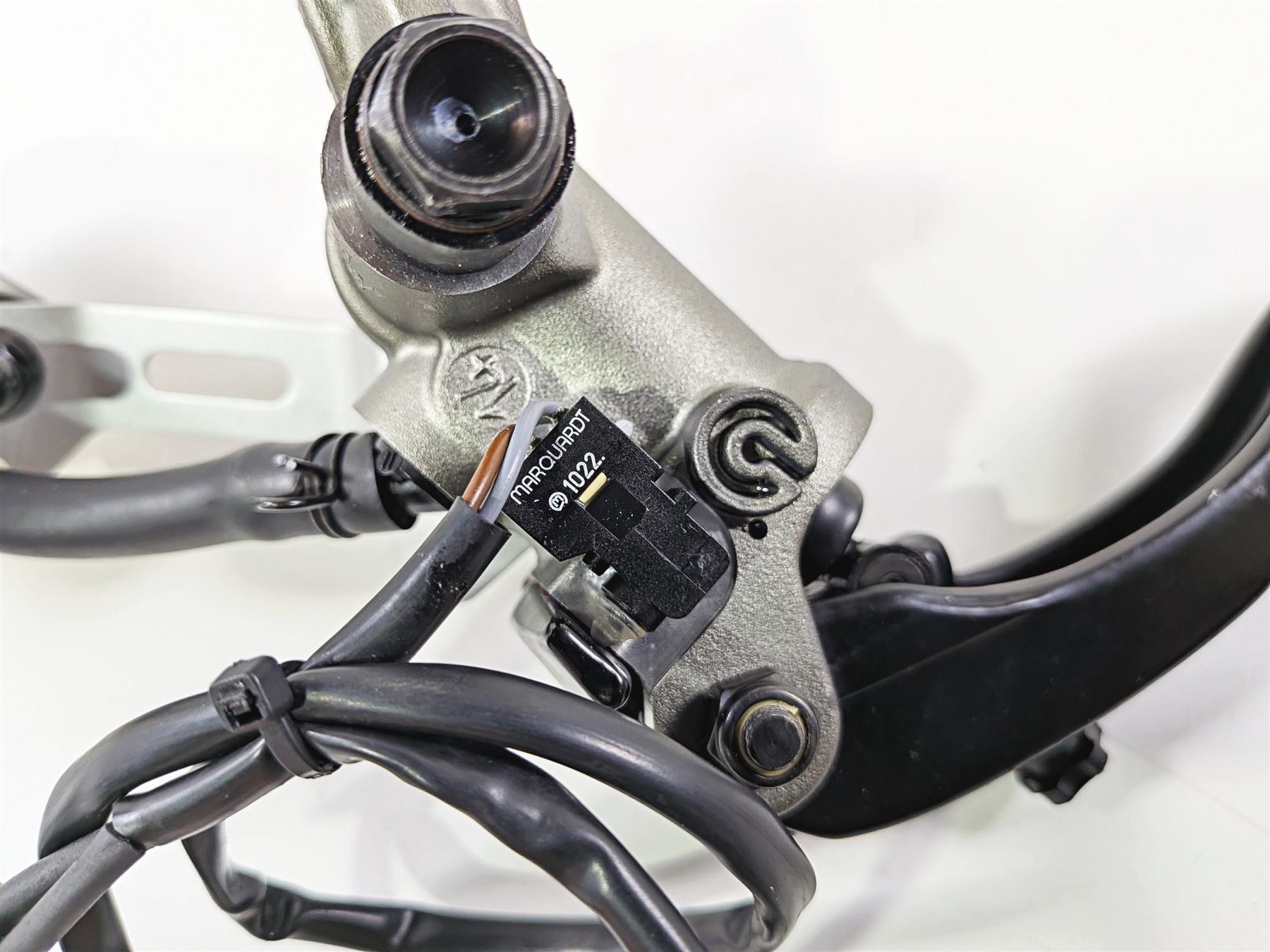 2017 Ducati Panigale 1299 Brembo Radial Front Brake Master Cylinder 62440763B-Mototech271