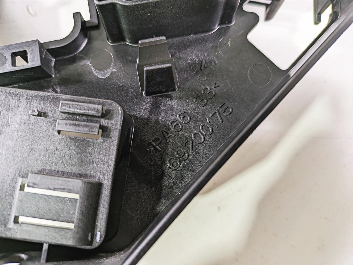 2020 Harley Touring FLHT Electra Glide Battery Tray & Electrical Holder 66000010 {{ shop.shopifyCountryName }} - Mototech271