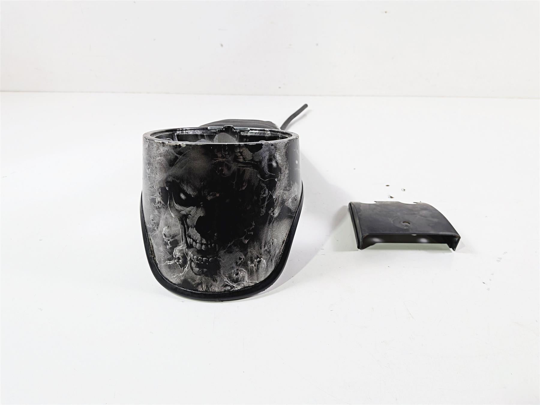 1990 Harley Touring FLHTC Electra Glide Tank Cover Custom Skull Paint 61282-03 {{ shop.shopifyCountryName }} - Mototech271