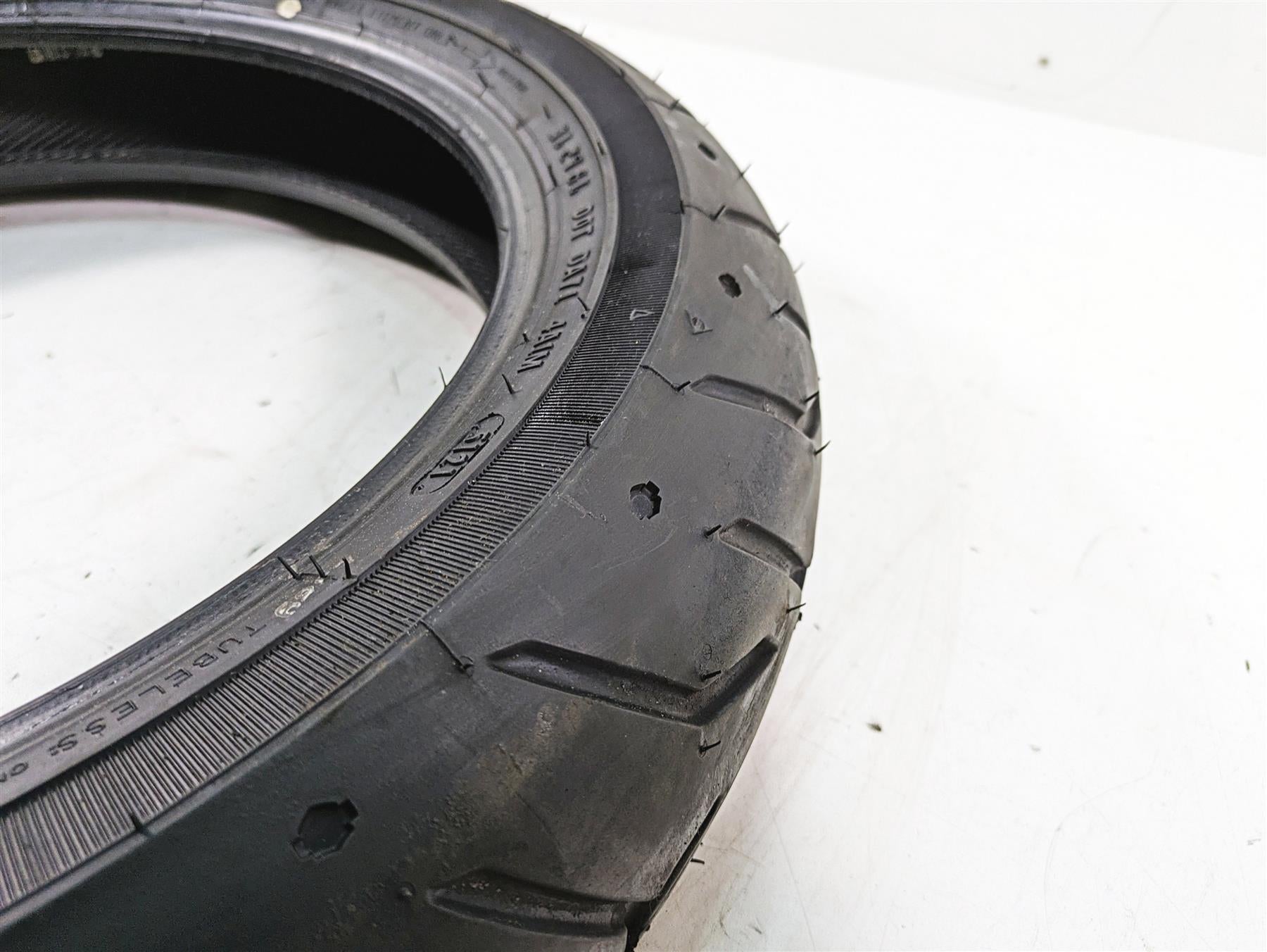 Used Front Motorcycle Harley Tire Dunlop D408F 130/80B17 DOT5121 627505 {{ shop.shopifyCountryName }} - Mototech271