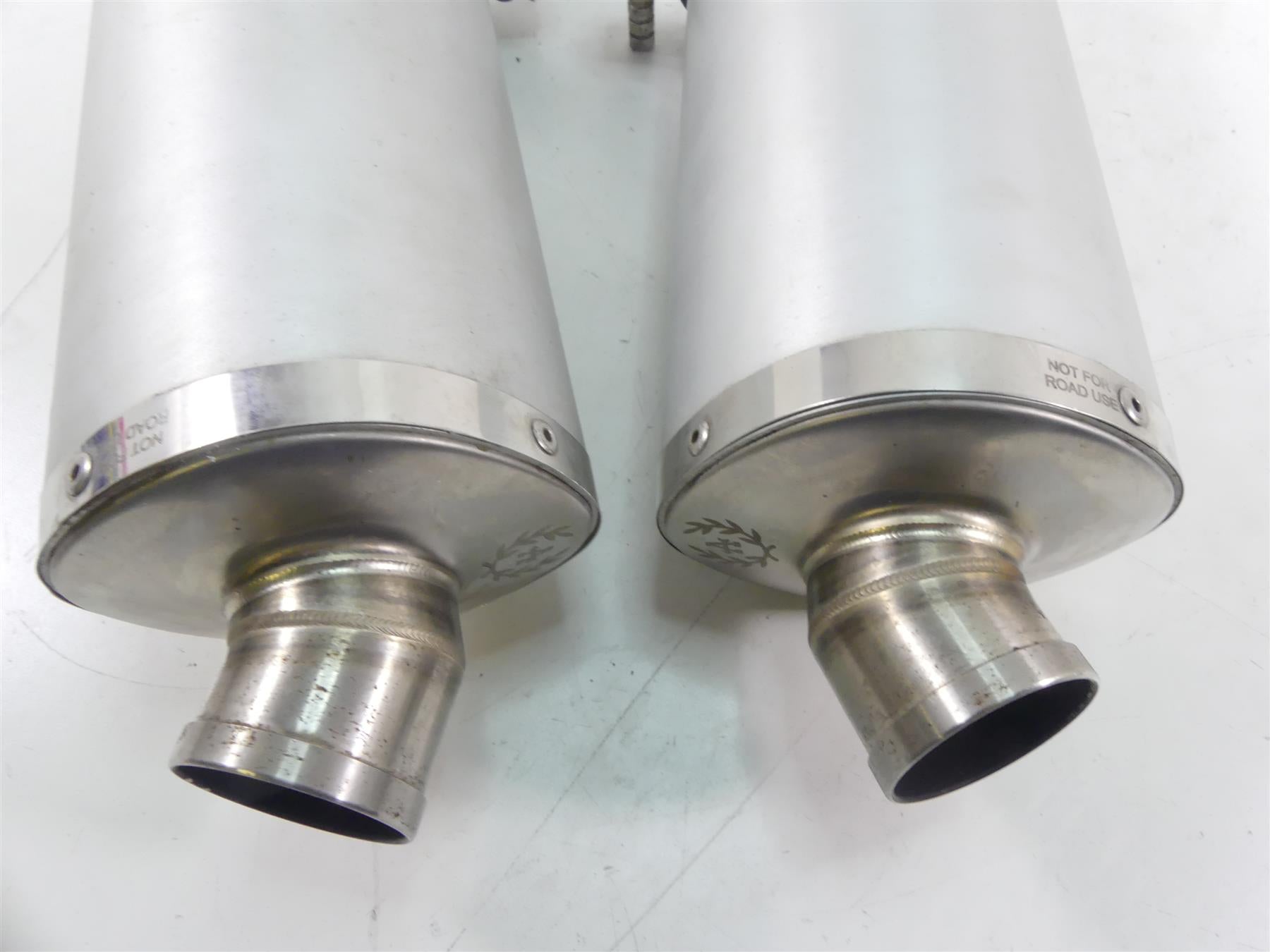 2004 Aprilia RSV1000 R Mille Arrow Exhaust Slip-On Pipe Muffler 71677AON {{ shop.shopifyCountryName }} - Mototech271