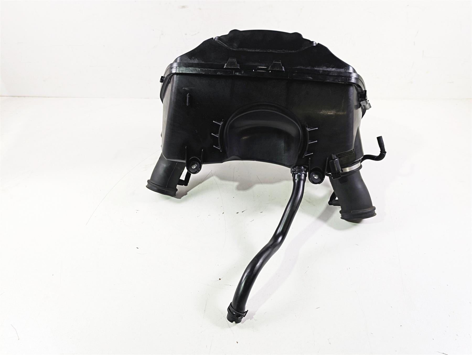 2016 BMW R1200RS K54 Air Filter Box Cleaner Breather & Tubes 13718523907 {{ shop.shopifyCountryName }} - Mototech271