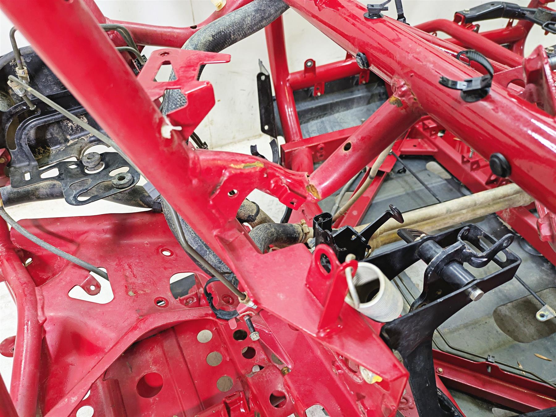 2023 Honda Talon SXS1000 S2R Bent Main Frame Chassis With Clean Virginia Title - Read 50100-HL6-AF0Z {{ shop.shopifyCountryName }} - Mototech271