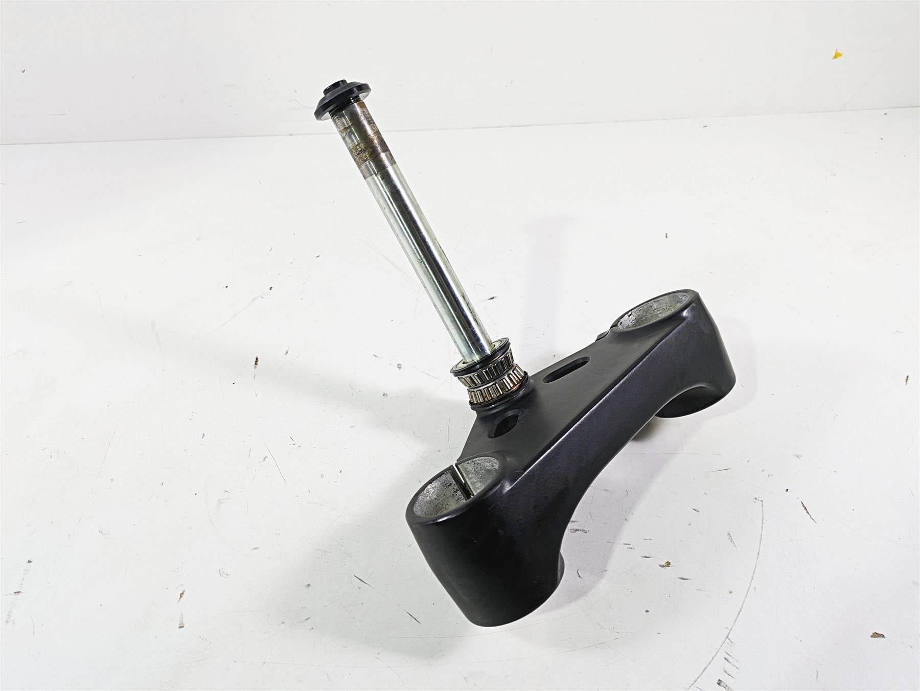 2013 Harley VRSCDX Night Rod Sp Lower Triple Tree Steering Clamp 45900019 {{ shop.shopifyCountryName }} - Mototech271