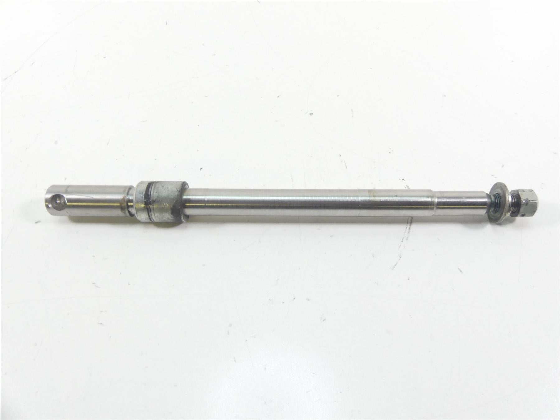 1999 Harley Touring FLHTCUI Electra Glide Front Wheel Spindle Axle 3/4" 43346-83 {{ shop.shopifyCountryName }} - Mototech271