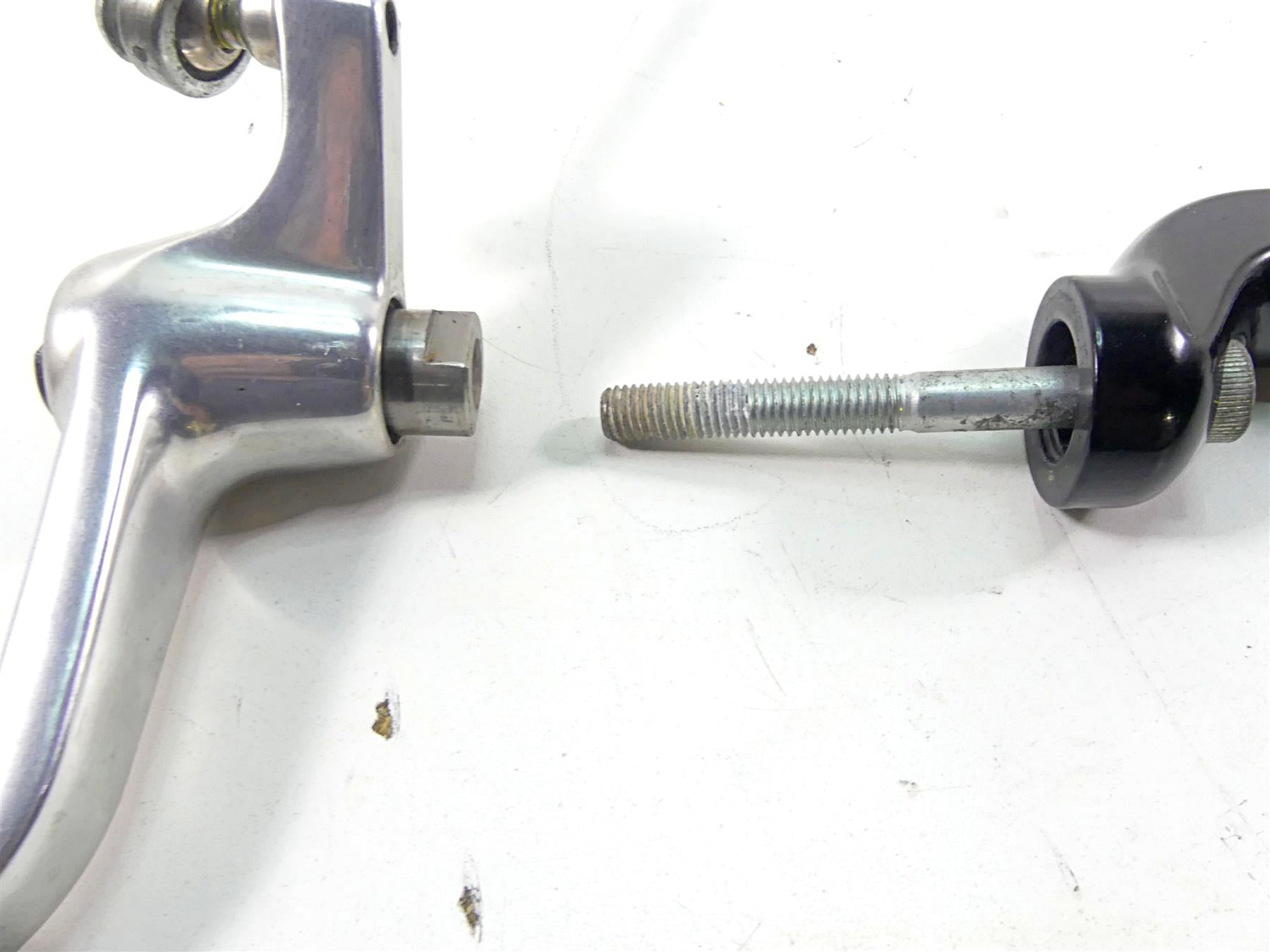 2015 Harley VRSCF Muscle V-Rod Left Front Footpeg & Shifter Parts 54046-12 {{ shop.shopifyCountryName }} - Mototech271