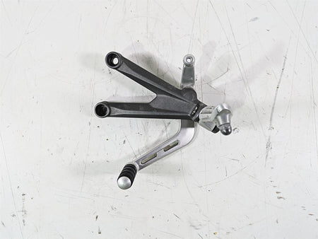 2020 Triumph Daytona 765 Moto2 Left Rider Footpeg & Shifter T2083381 T2082931 {{ shop.shopifyCountryName }} - Mototech271