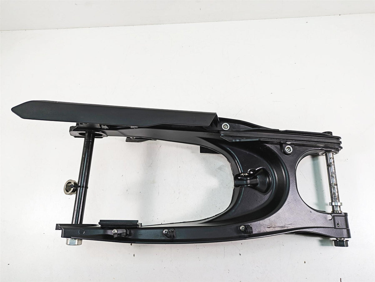 2018 KTM 1090 Adventure R Swingarm Swing Arm + Axle 6070403004433 60303298000 {{ shop.shopifyCountryName }} - Mototech271