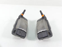 Load image into Gallery viewer, 2012 Harley CVO FLHX SE3 Street Glide Front Brake Caliper Set 46368-10 46369-10

