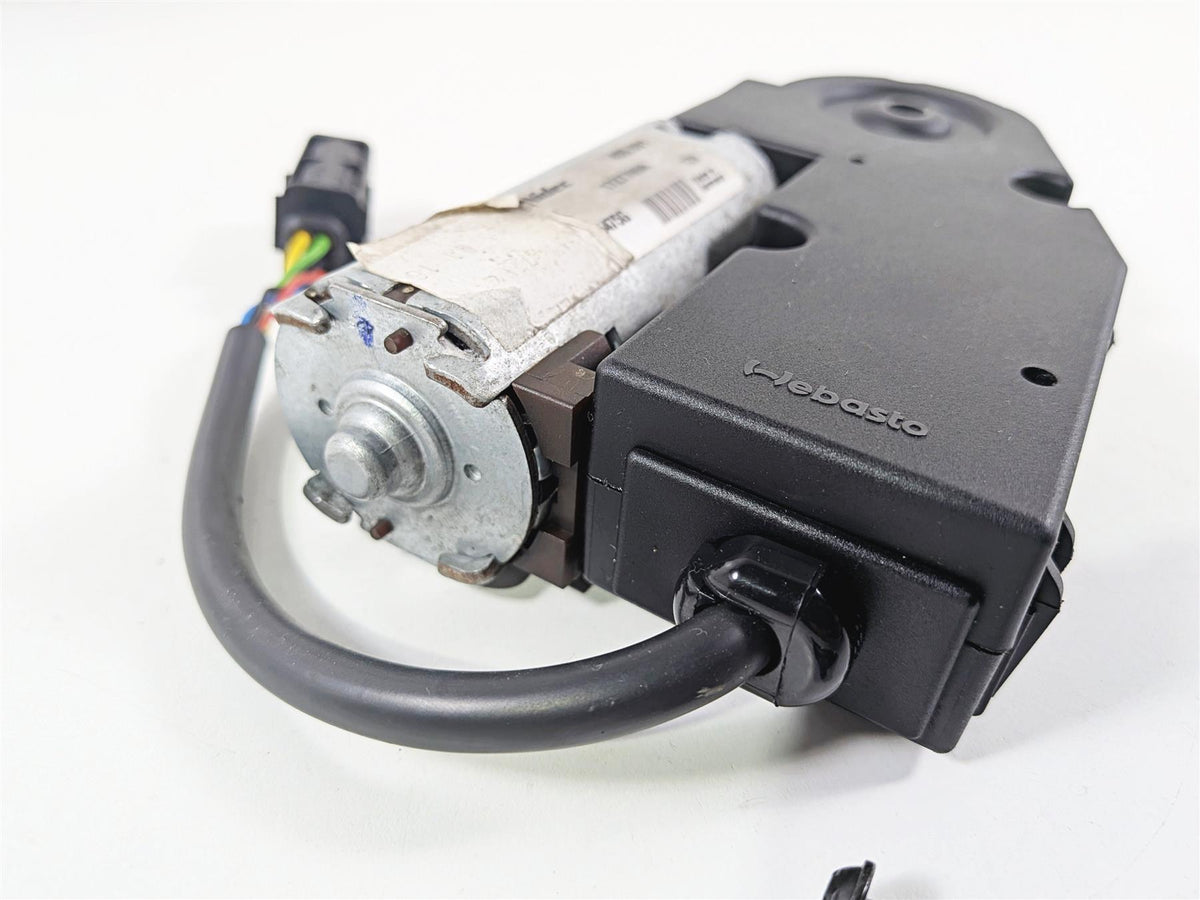 2016 BMW R1200RT RT RTW K52 Windshield Adjuster & Motor 46637728676 {{ shop.shopifyCountryName }} - Mototech271