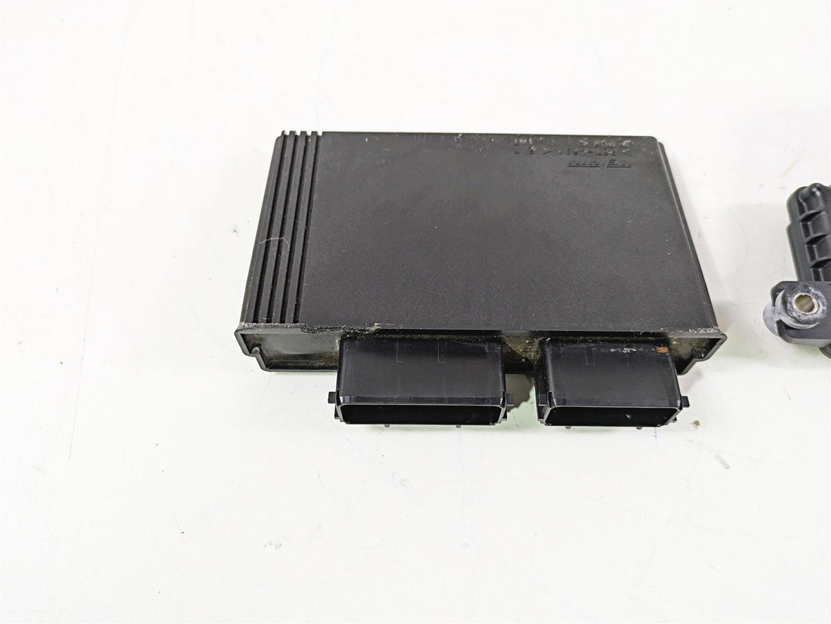 2013 Triumph Tiger 1215 Explorer Cdi Ecu Ecm Engine Control Module Set T1292333 {{ shop.shopifyCountryName }} - Mototech271