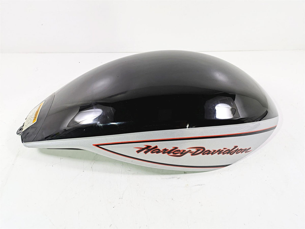 2006 Harley VRSCR Street V-Rod Upper Tank Airbox Cover Fairing 66126-06BKA {{ shop.shopifyCountryName }} - Mototech271