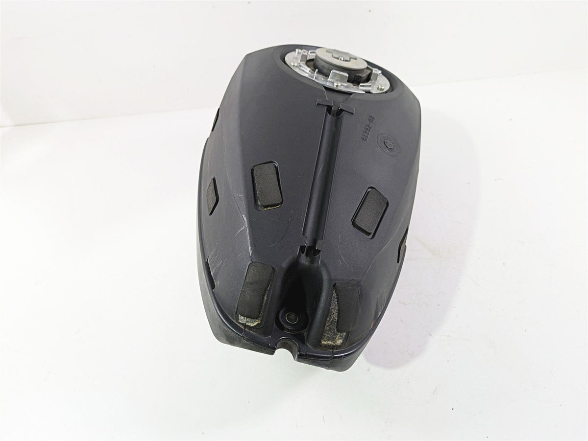 2009 Harley XR1200 Sportster Plastic Fuel Gas Petrol Tank 61392-08 {{ shop.shopifyCountryName }} - Mototech271