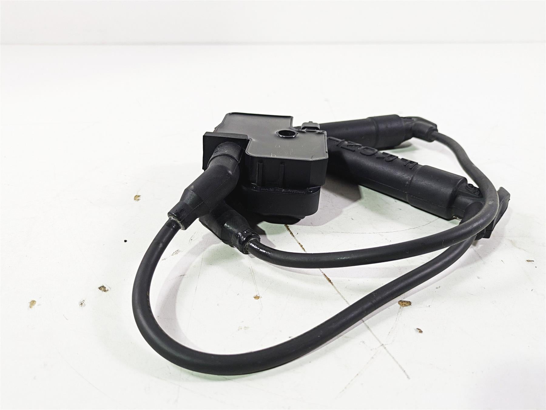 2019 Indian Chieftain Limited Ignition Coil Wires Plugs 4010425 2876049 {{ shop.shopifyCountryName }} - Mototech271