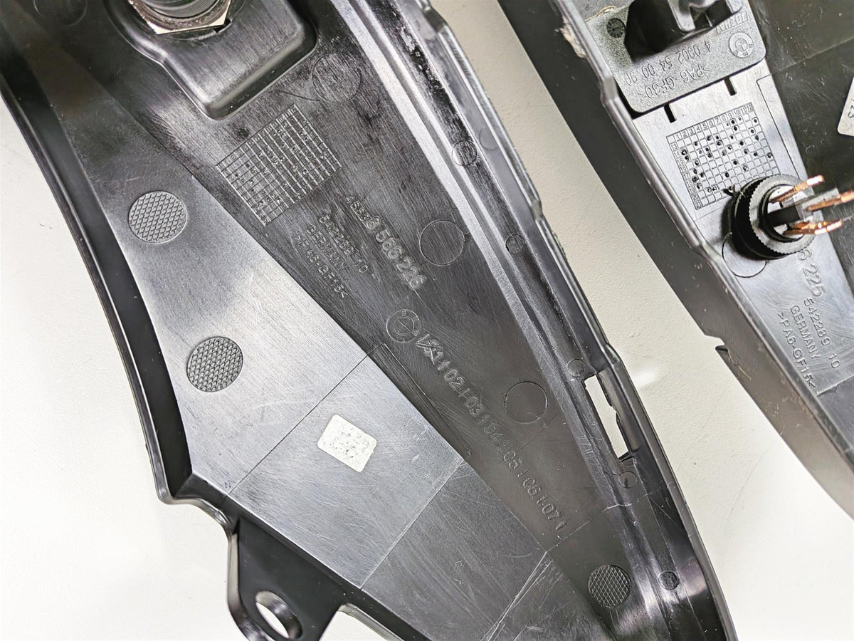 2023 BMW R1250RT RTP K52 Left Right Trim Infill Cover Fairing Set 46638566226 {{ shop.shopifyCountryName }} - Mototech271