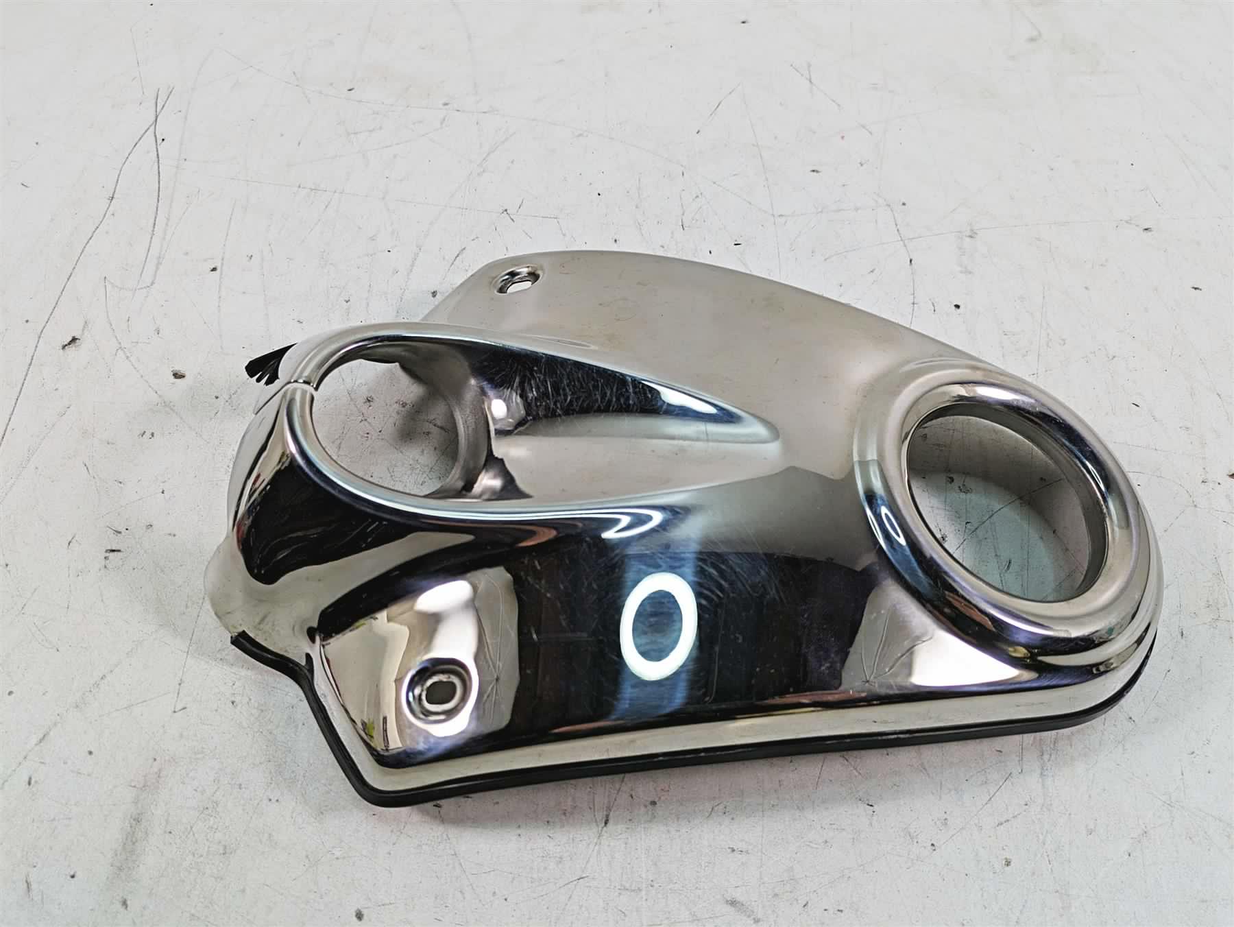 2014 Moto Guzzi California 1400 T Key Dash Upper Tank Cover Fairing B063478 {{ shop.shopifyCountryName }} - Mototech271