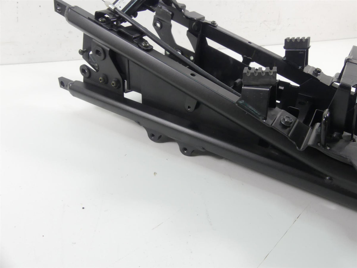 2008 Yamaha FZ1 Fazer Subframe Sub Frame & Inner Fender 2D1-21190-01-P0 {{ shop.shopifyCountryName }} - Mototech271