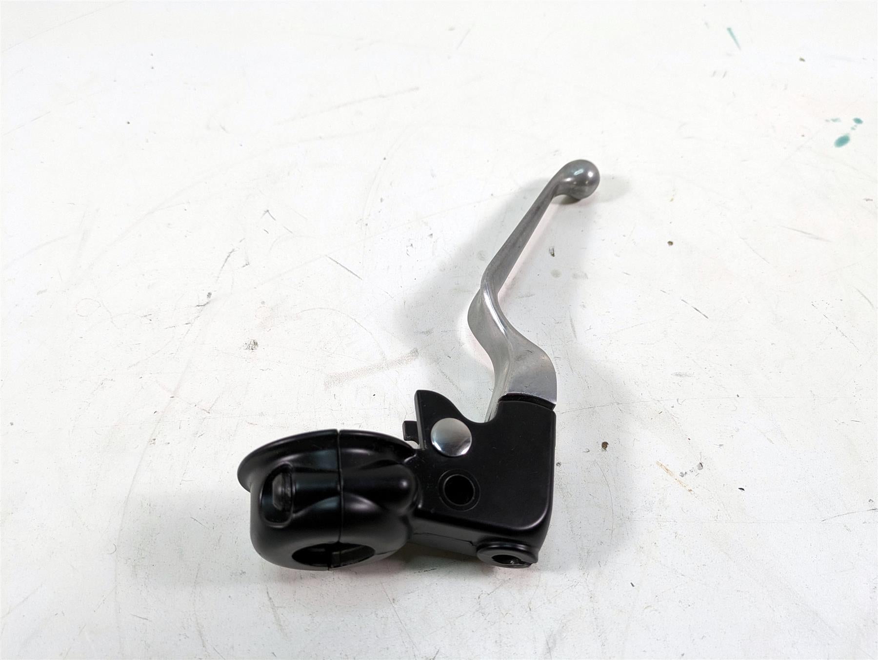 2006 Harley Touring FLHTCUI Electra Glide Clutch Perch & Lever 38608-96 {{ shop.shopifyCountryName }} - Mototech271