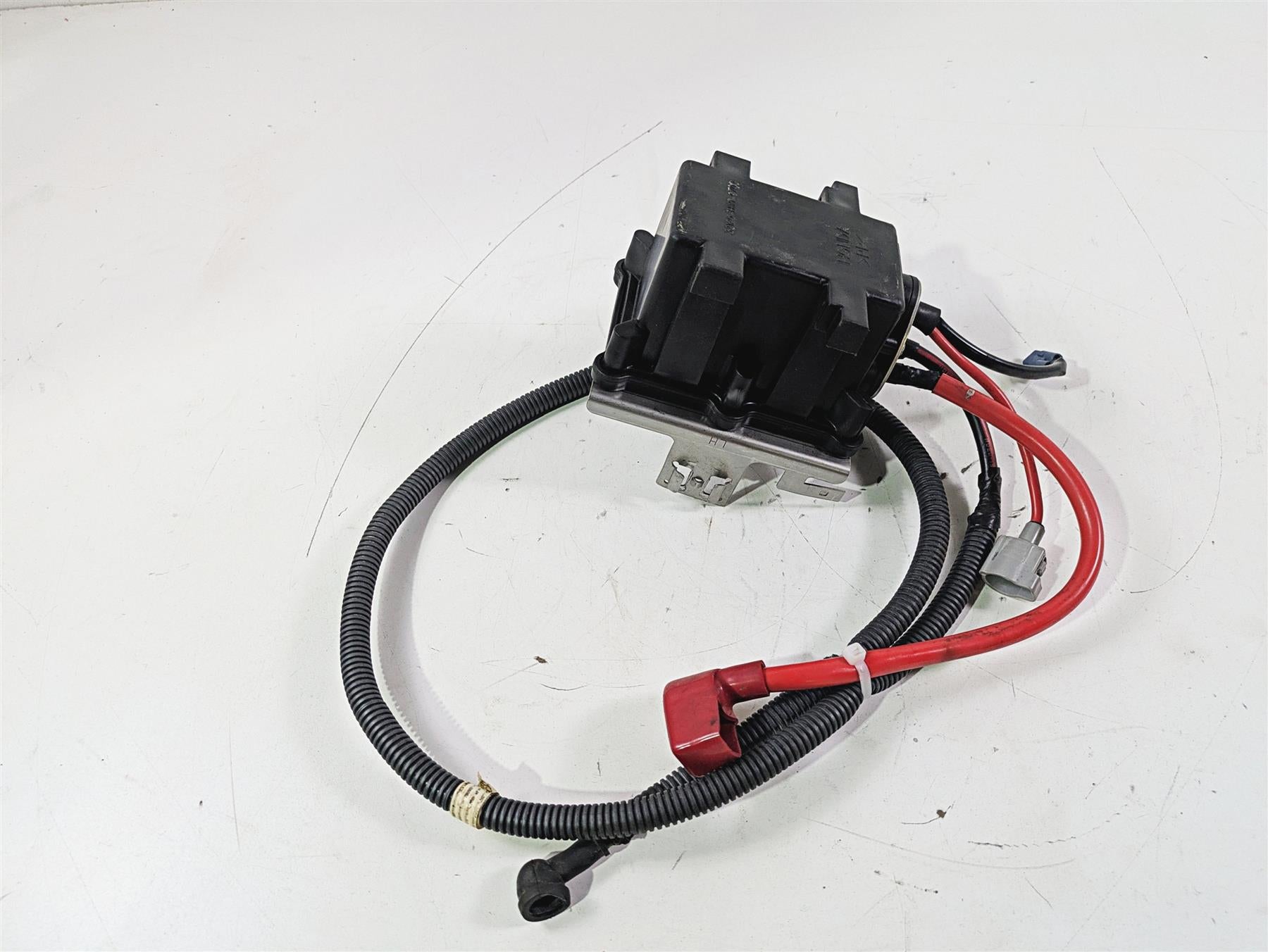 2004 Honda Aquatrax R-12X Starter Relay Solenoid Box -Tested 32120-HW1-670 {{ shop.shopifyCountryName }} - Mototech271